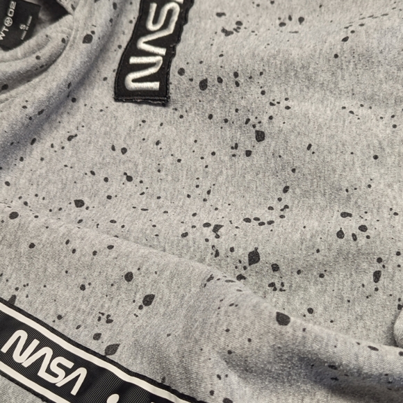 WT02 NASA Hoodie with splatter pattern size S - Picture 3 of 7